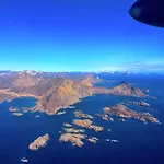 Midnight Sun Paradise Lofoten Bostad